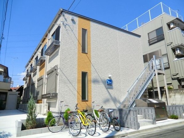 アソシア レジデンスの物件外観写真